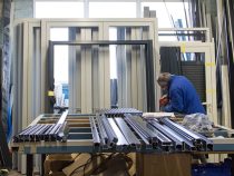 Comment se déroule la fabrication des portes et fenêtres en aluminium