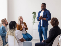 Comment utiliser l’humour dans sa prise de parole sans faire de flop