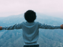 L’histoire de J.K. Rowling: une leçon magistrale de résilience