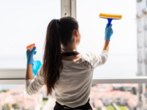 Nettoyage des vitres et bacs de réception