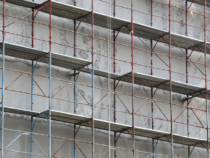 Échafaudage suspendu pour travaux toiture