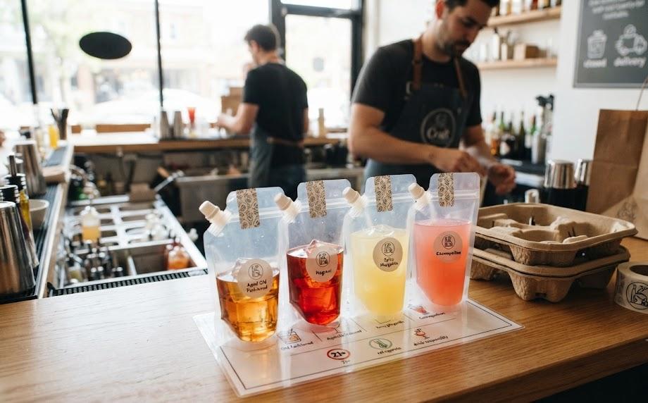 Vente à emporter de cocktails