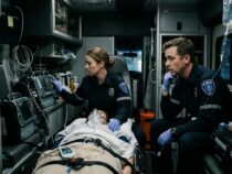 Comment les ambulanciers gèrent le stress durant le transport médical ?