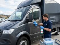Nettoyer un utilitaire complet avec 500ml de spray nettoyant